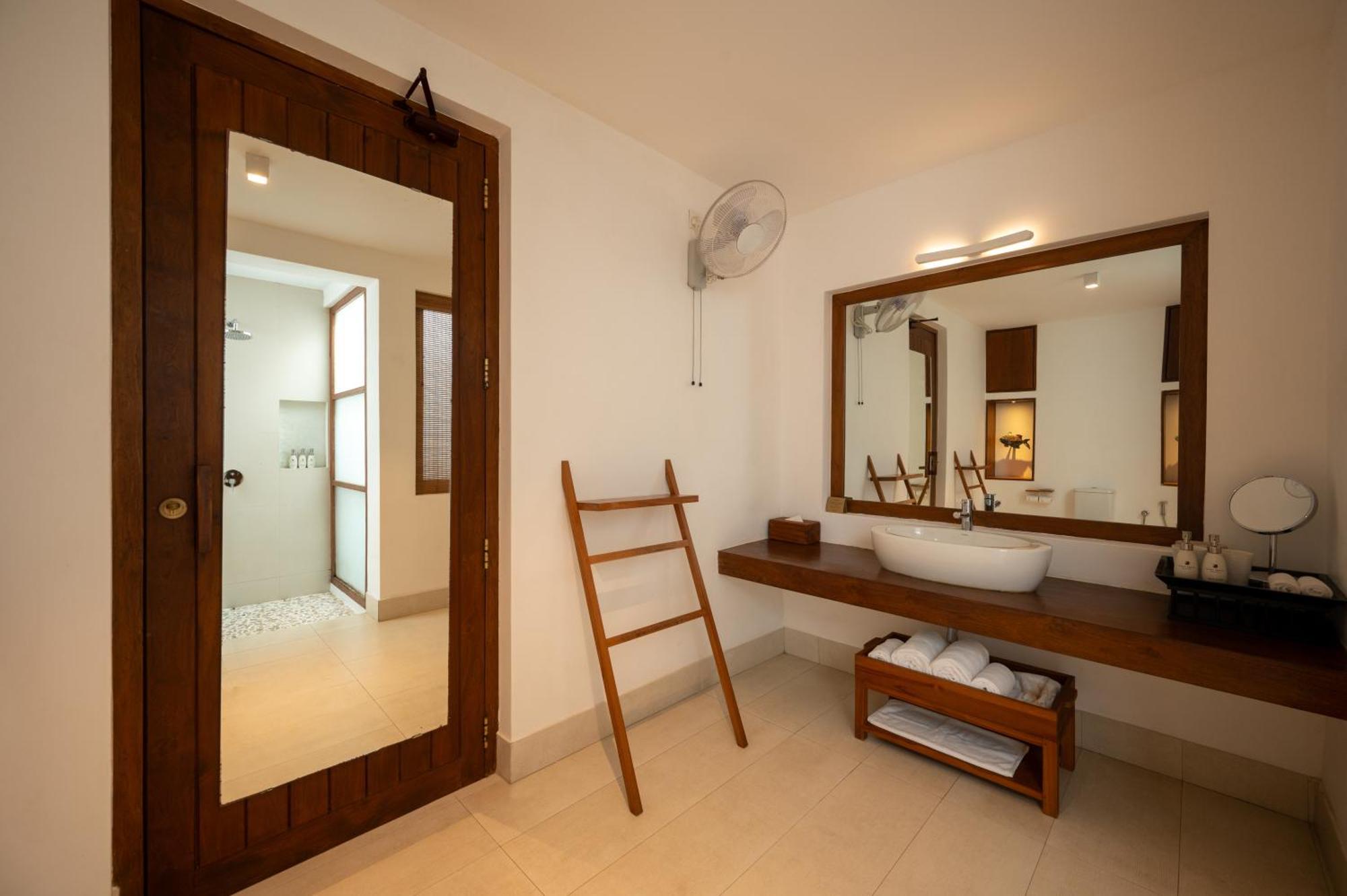 Kumu Beach Balapitiya Exterior foto